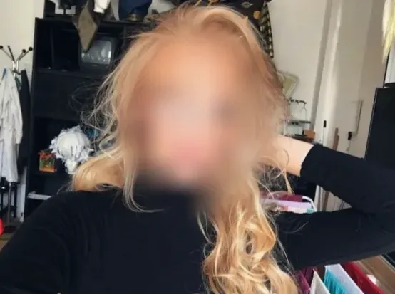 Emma, 21